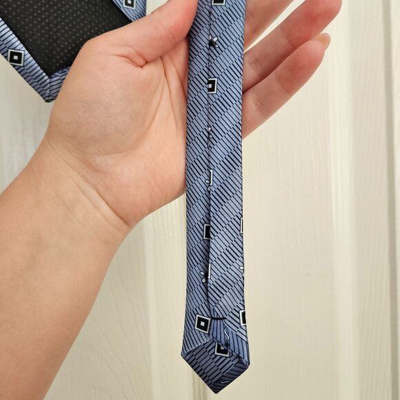 Thomas Blue Tie with Flies - Formal Wear with a Twist - Picture 4 of 11